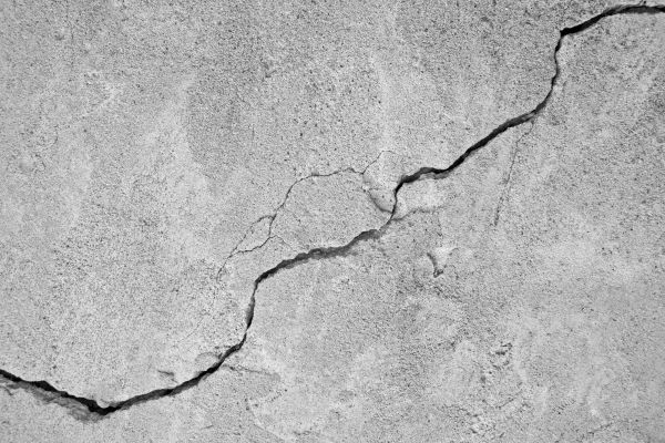 Structural Crack Repair in Michigan City